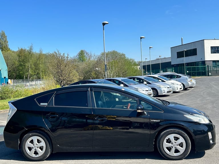 2011 Toyota Prius 1.8L PRIUS HYBRID PETROL Petrol