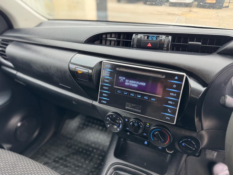 2019 Toyota Hilux Active D/Cab Pick Up 2.4 D-4D PICK UP DIESEL Manual