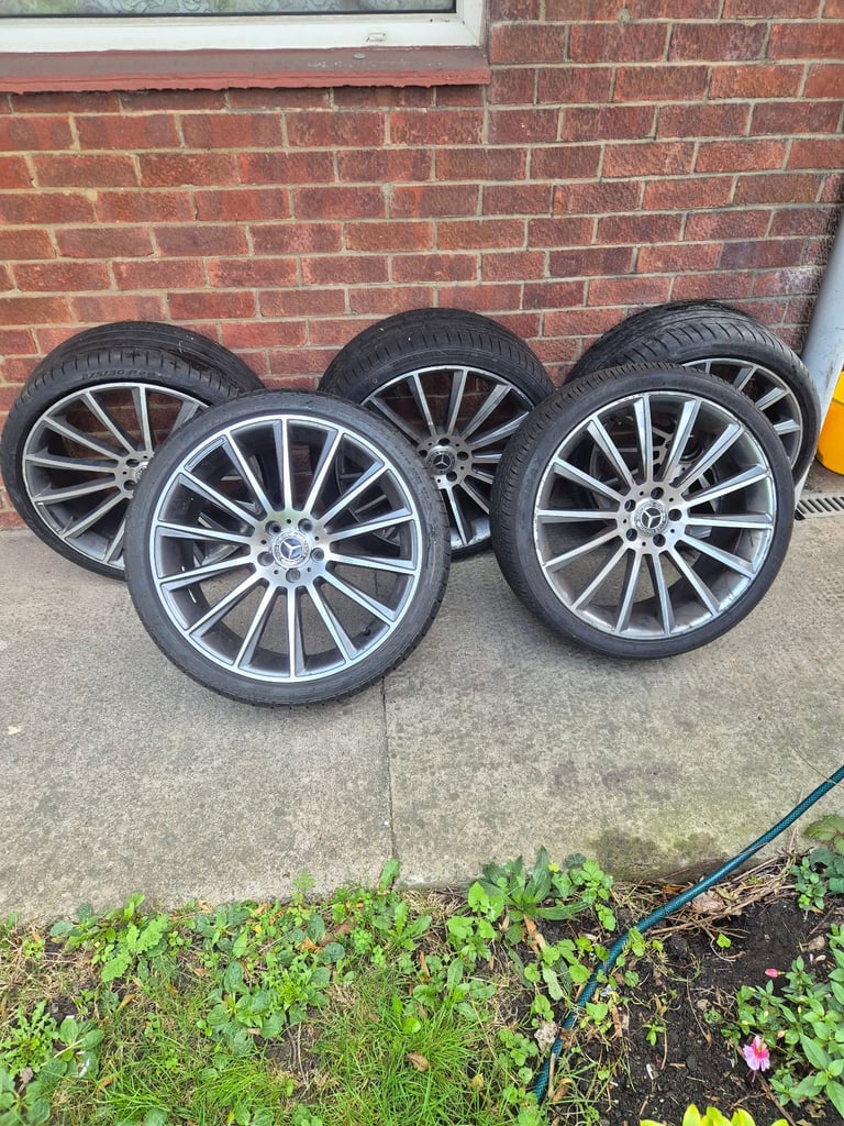 image for Mercedes 20"wheels 