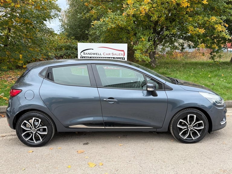 2025 Renault Clio 1.5 dCi 90 Play 5dr Hatchback Diesel Manual