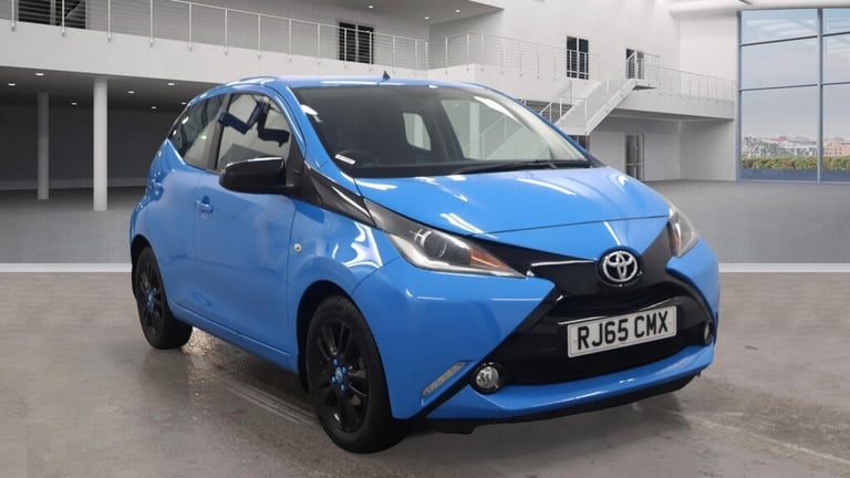 image for TOYOTA AYGO 1.0 VVT-i x-cite 2015
