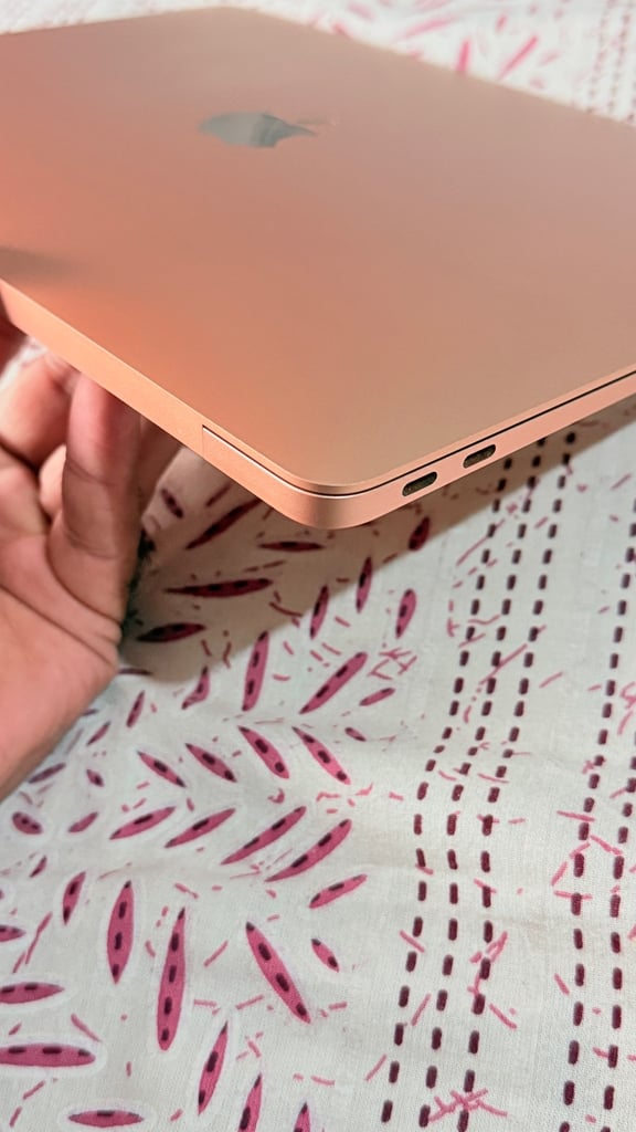MacBook Air 13" Rose Gold (2019, A1932) – Intel i5, 8GB RAM, 128GB SSD