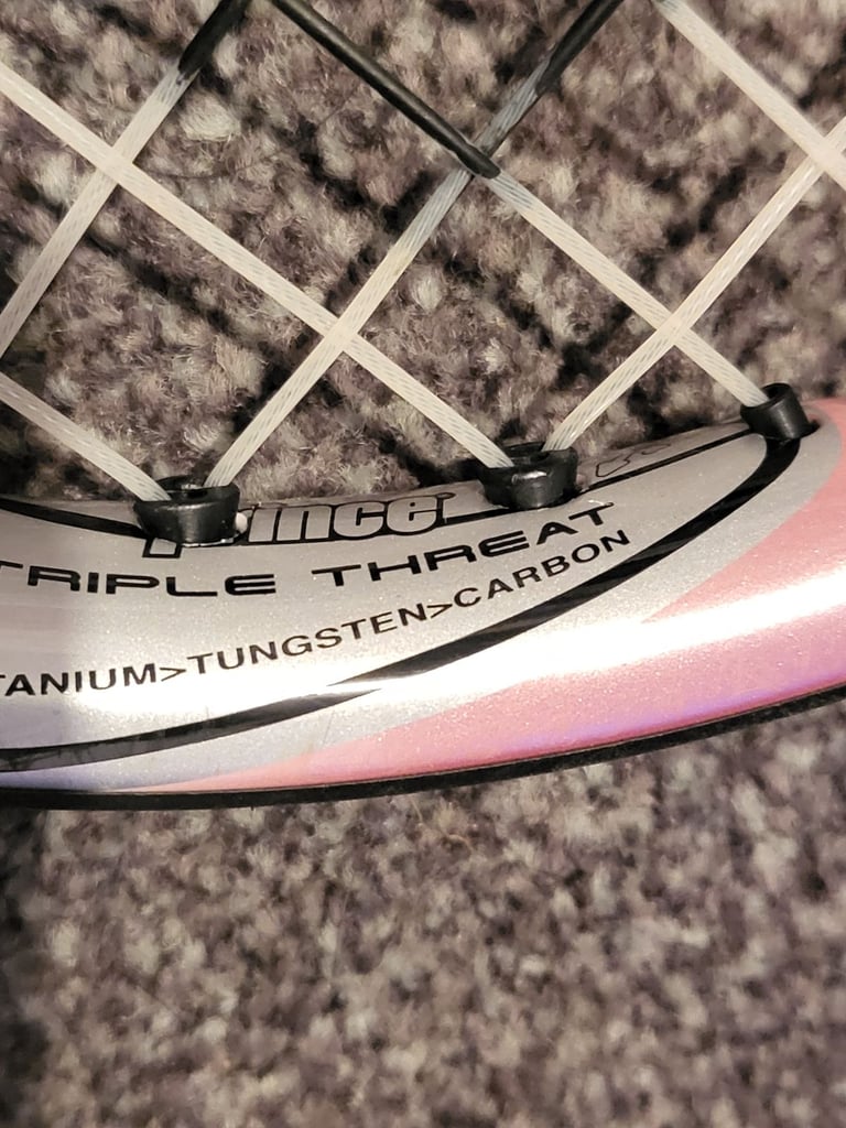 Sharipova 26 tennis racquet
