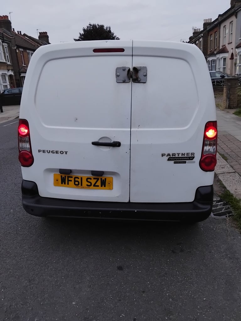 2011 Peugeot Partner 625 1.6 HDi 75 Professional Van PANEL VAN Diesel Manual