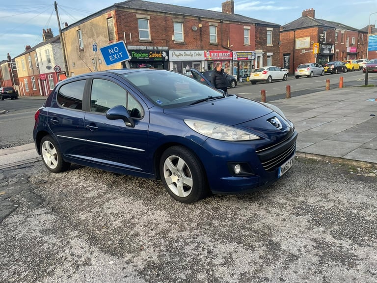 Used Peugeot 207 Hatchback 1.6 Hdi Sport 5dr in Wakefield
