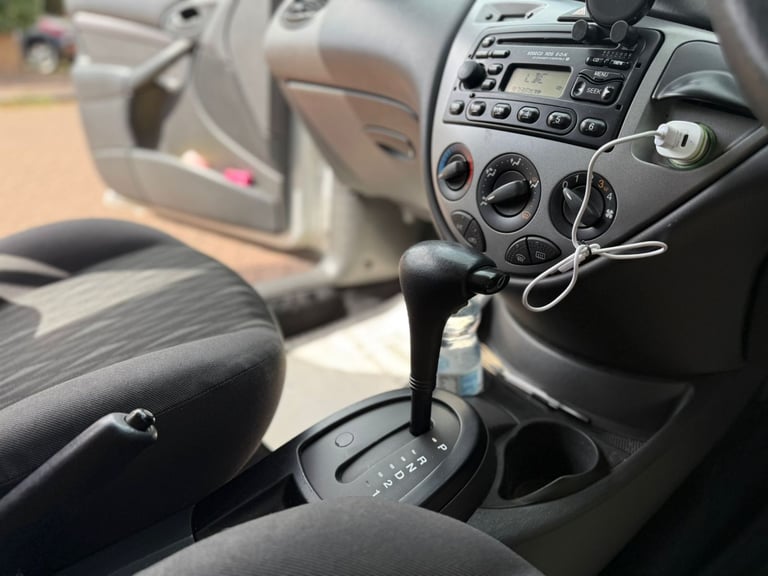 ULEZ FREE, Ford, FOCUS, Hatchback, 2002, Automatic, 1596 (cc), 5 doors