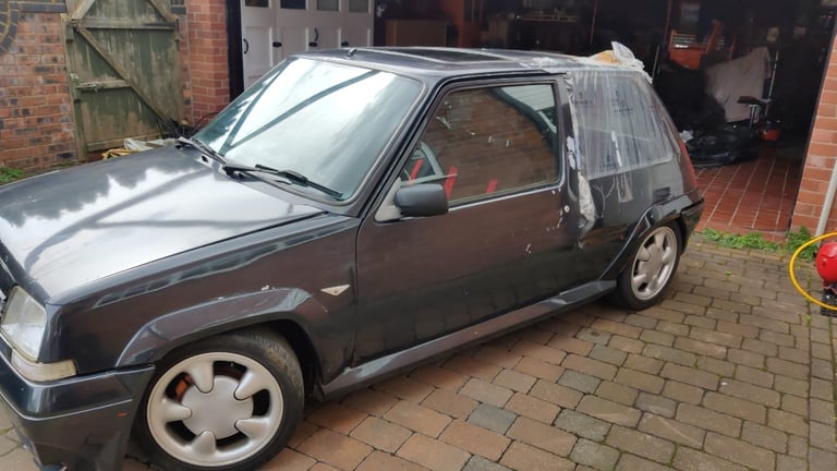 Renault 5 Gt turbo project for restoration 