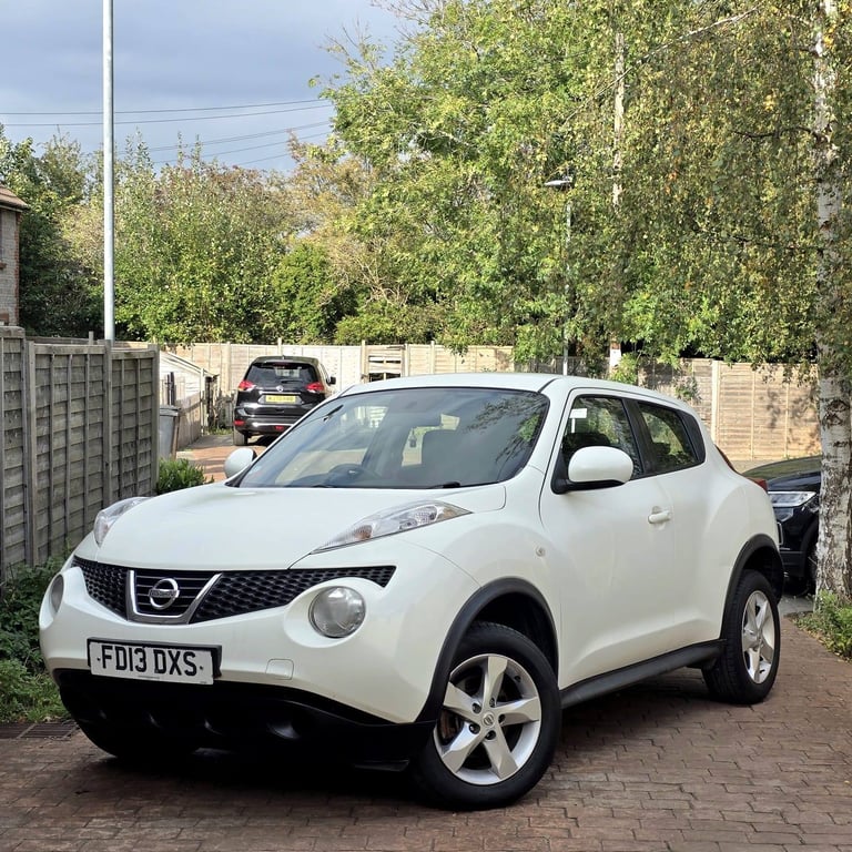 Nissan, JUKE, Hatchback, 2013, Manual, 1598 (cc), 5 doors