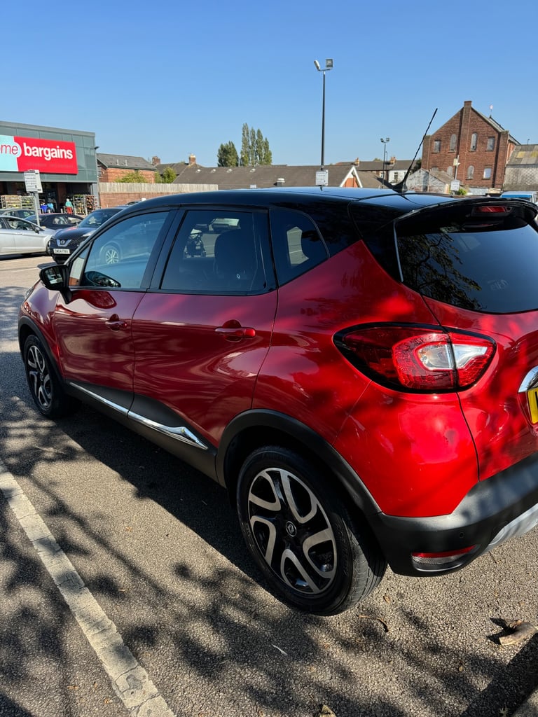 Renault, CAPTUR, Hatchback, 2017, Manual, 1461 (cc), 5 doors