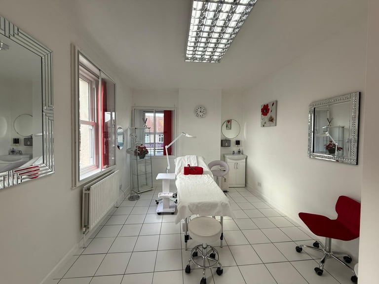 Beauty Therapy Room to Rent
