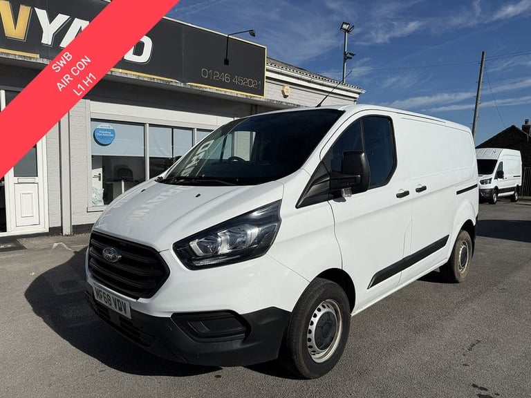 image for 2018 Ford Transit Custom 2.0 300 EcoBlue SWB AIR CON Van 5dr Diesel Manual L1 H1 Euro 6 (105 ps) ...