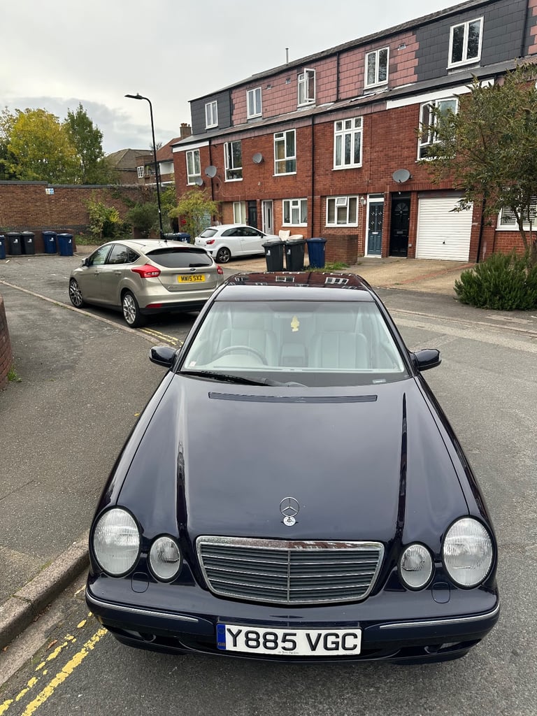 Mercedes-Benz, E CLASS, Saloon, 2001, Semi-Auto, 2155 (cc), 4 doors