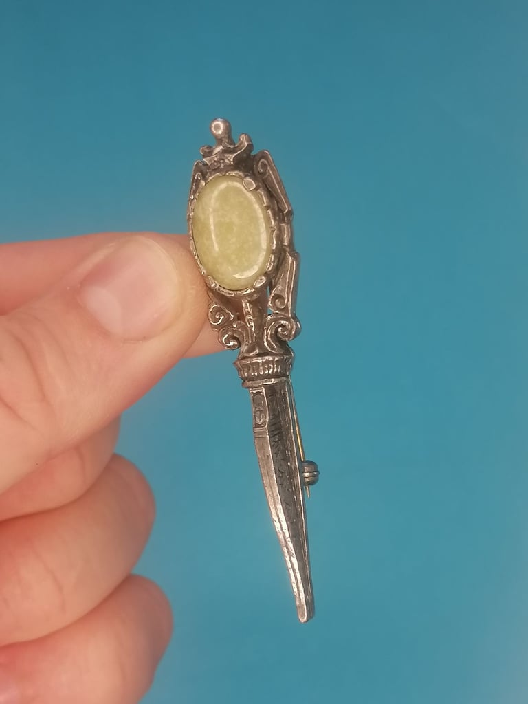 Vintage MIRACLE Celtic Scottish Staff Light green, marbled white stone Brooch Pin.