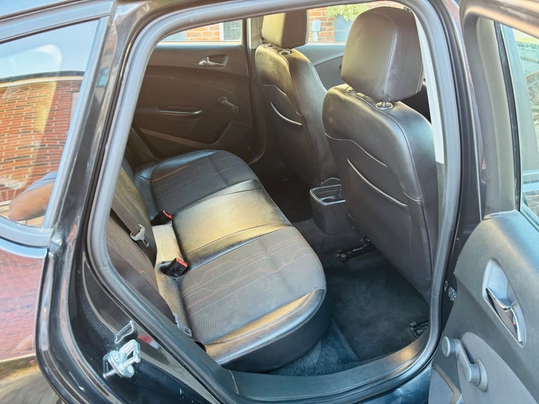 Vauxhall ASTRA J 2013 ,  1.4 PETROL 