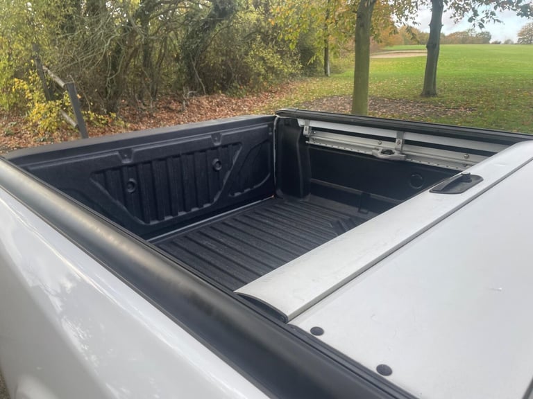 2016 Nissan Navara 2.3 dCi Acenta+ 4WD Euro 6 (s/s) 4dr PICK UP Diesel Manual