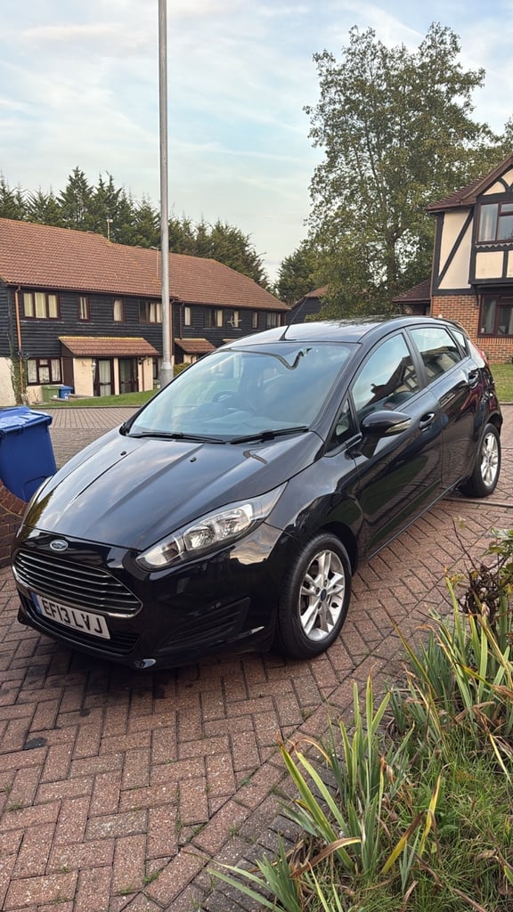 Ford, FIESTA, Hatchback, 2013, Manual, 1498 (cc), 5 doors
