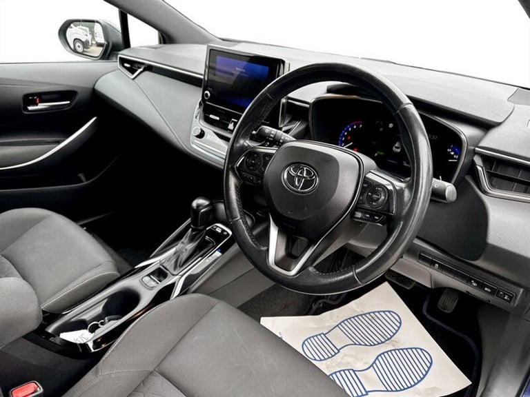  Toyota Corolla VVT-h Icon Tech Hatchback HYBRID Automatic