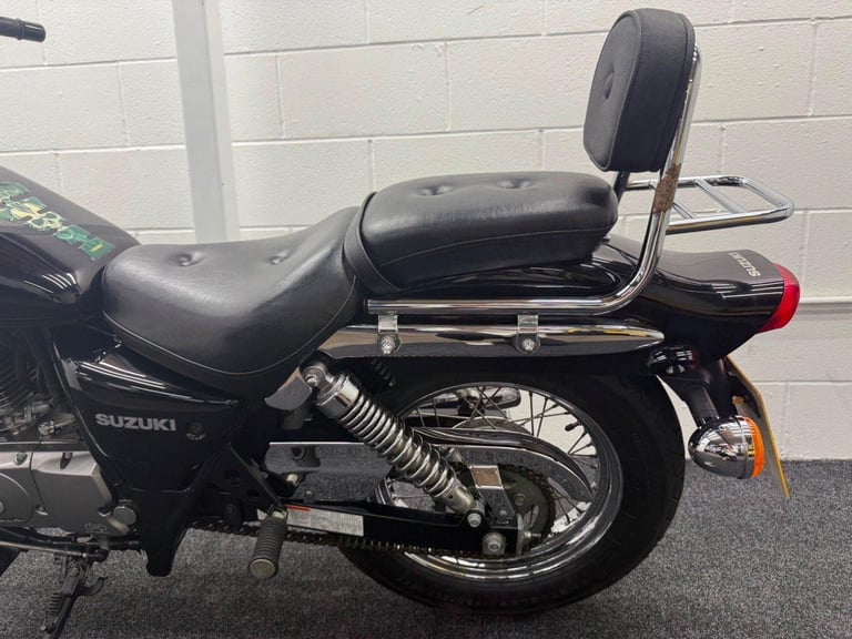Suzuki GZ125 ** Lovely Condition - Low Miles- Warranty **