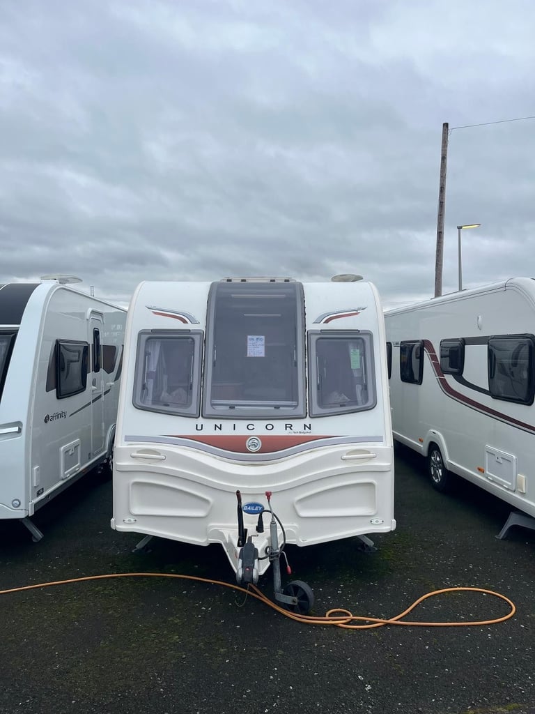 Bailey Unicorn Valencia 4 berth fixed bed