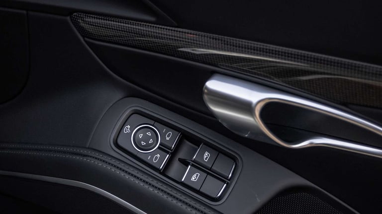  Porsche 718 Cayman GTS 4.0 (2025) Coupe Petrol Automatic