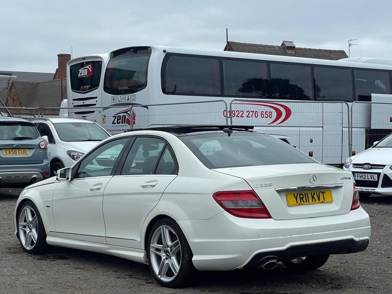 2011 MERCEDES C CLASS C220 CDI SPORT + PAN ROOF + LOW MILES + ALLOYS * 