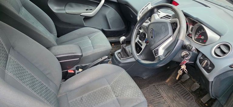 2010 FOR FIESTA 1.3 PETROL