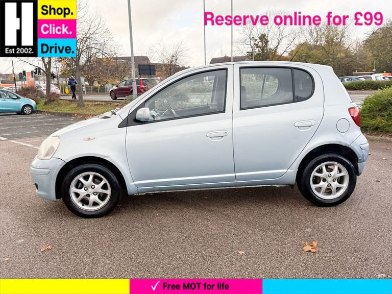 Toyota Yaris 1.3 VVT-i Blue Hatchback 5dr Petrol Manual (133 g/km, 85 bhp) Petrol Manual - Image 9
