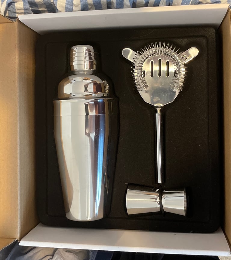 image for Silver Cocktail Shaker Set 