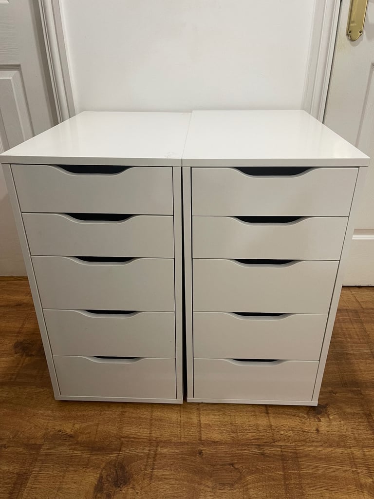 2 Ikea Alex Drawers 