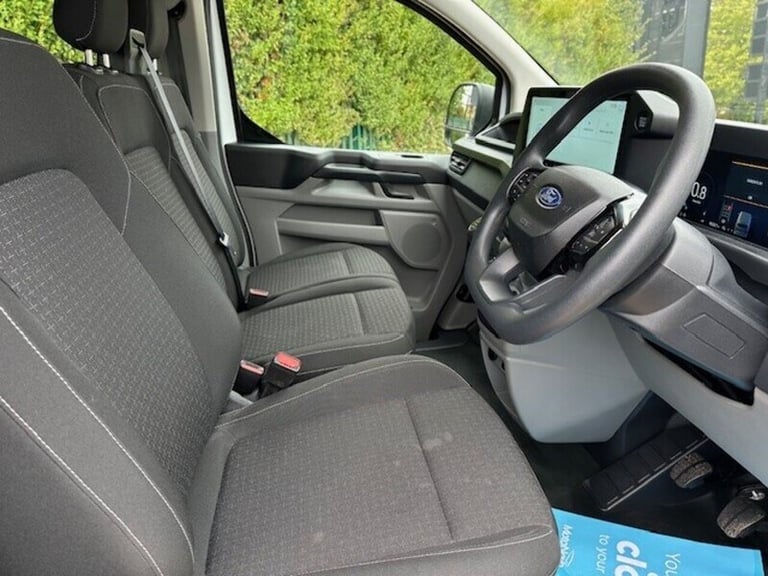 2025 Ford Transit Custom T320 2.0TDCi TREND DCIV 6 Seat SWB L1 110PS Combi Van Diesel Manual