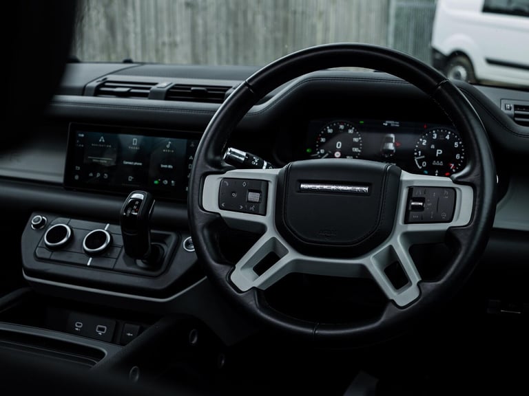 2021 Land Rover Defender 110 2.0 P300 X-Dynamic HSE Auto 4WD Euro 6 (s/s) 5dr ESTATE Petrol Autom...