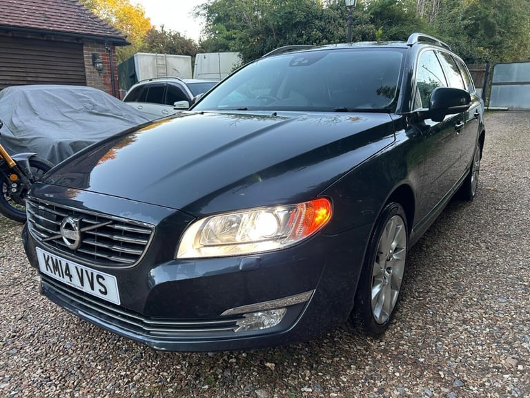 VOLVO V70 2.4 D5 SE Lux 2014