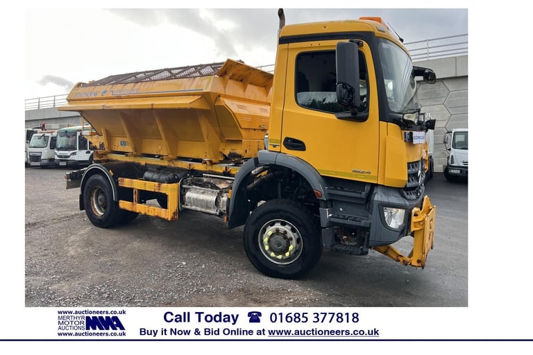2017 Mercedes-Benz AROCS 1824 BLUETEC 6 18 TON AUTO 4X4 ECON GRITTER C/W PLOUGH ATTACHMENT (EURO ...
