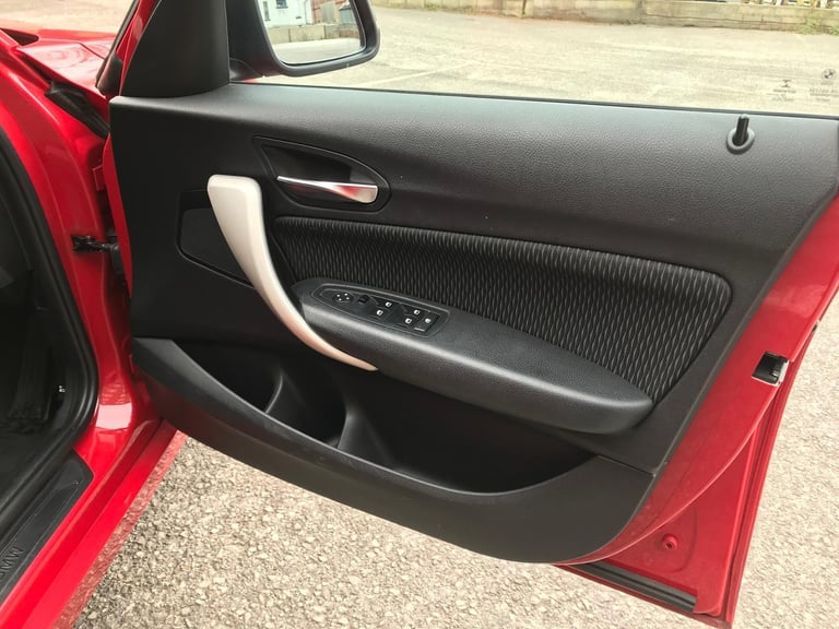 BMW 116d Dynamic Efficiency 5 Door Hatchback 