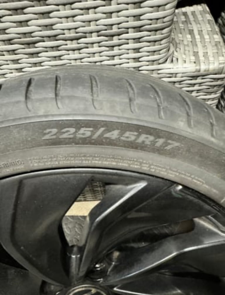 VW Golf MK8 Ventura Alloy Wheels