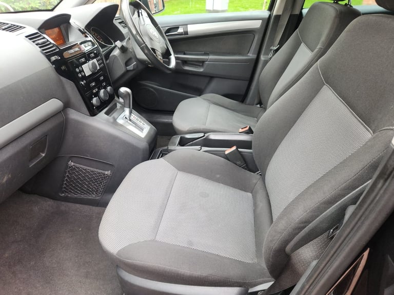 VAUXHALL ZAFIRA AUTOMATIC 7 SEATER DIESEL CLEAN CAR IN COVENTRY 