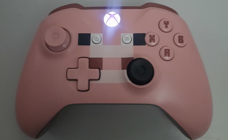 image for Xbox One Piggy Minecraft Controller 