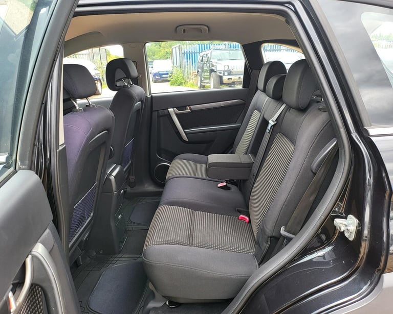 2010 CHEVROLET CAPTIVA 2.0 VCDi LT 5 DOOR 7 SEATER AUTOMATIC BLACK