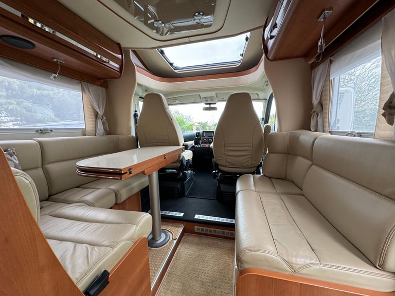 2015 FIAT RAPIDO 7065FF DESIGN MOTORHOME GENUINE 3500 MILES! FULL MOT STUNNING!!