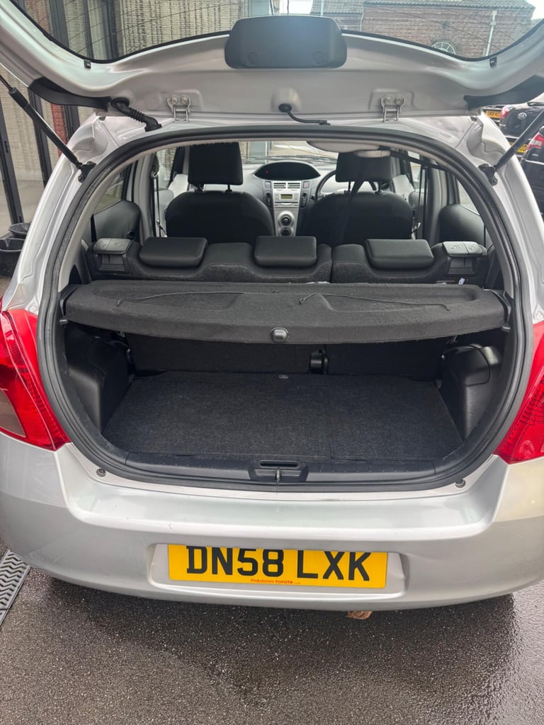  Toyota Yaris 1.0 VVT-i T2 5dr Petrol Manual