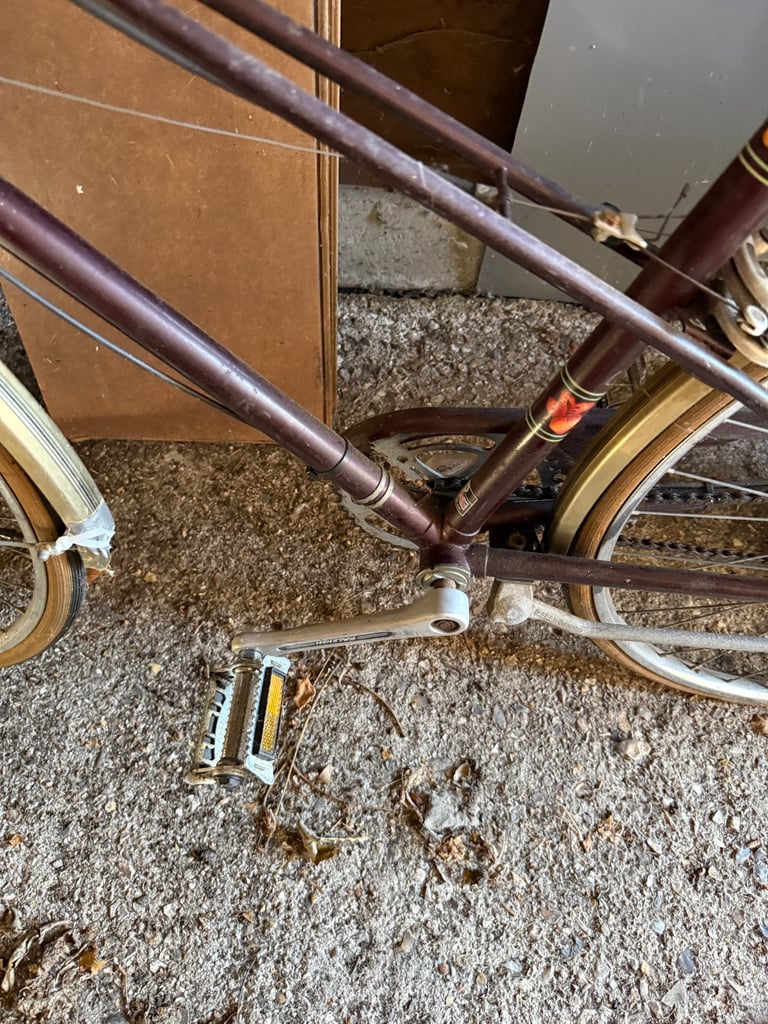 Vintage ladies bike 