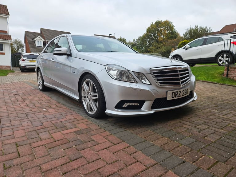 Mercedes-Benz, e350 cdi AMG line 4 doors