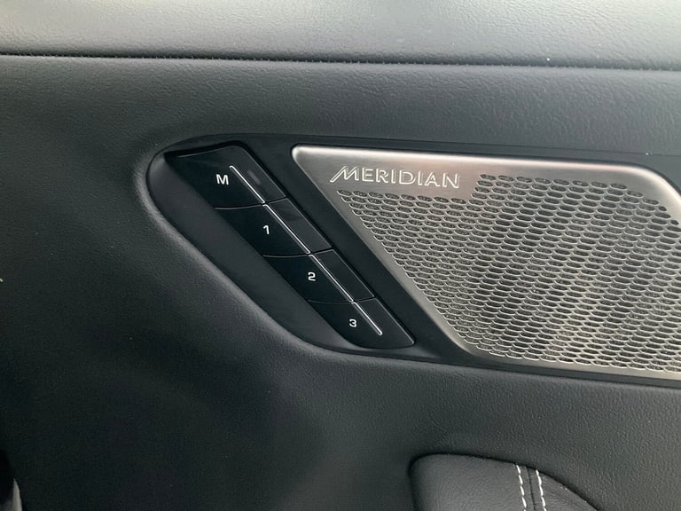 2024 Jaguar I-Pace 294kW EV400 R-Dynamic SE Black 90kWh 5dr Auto HATCHBACK ELECTRIC Automatic