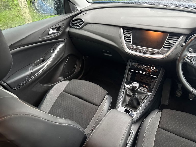 2019 Vauxhall Grandland X 1.2 Turbo Sport Nav 5dr Hatchback Manual