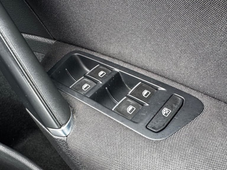 2013 63 VOLKSWAGEN GOLF 2.0 TDI BLUEMOTION TECH GT HATCHBACK 5DR DIESEL MANUAL E