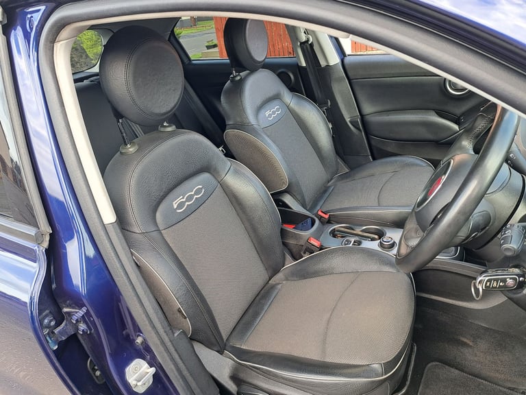 GORGEOUS FIAT 500X DIESEL £20 ROAD TAX YEARS MOT ULEZ COMPLIANT HALF LEATHER SATNAV APPLE PLAY 75MPG