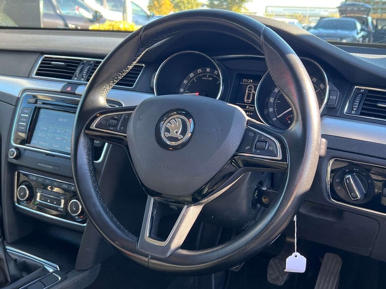 2014 Skoda Superb 1.6 TDI SE GreenLine III Estate 5dr Diesel Manual Euro 5 (s/s) (105 ps) Estate ...