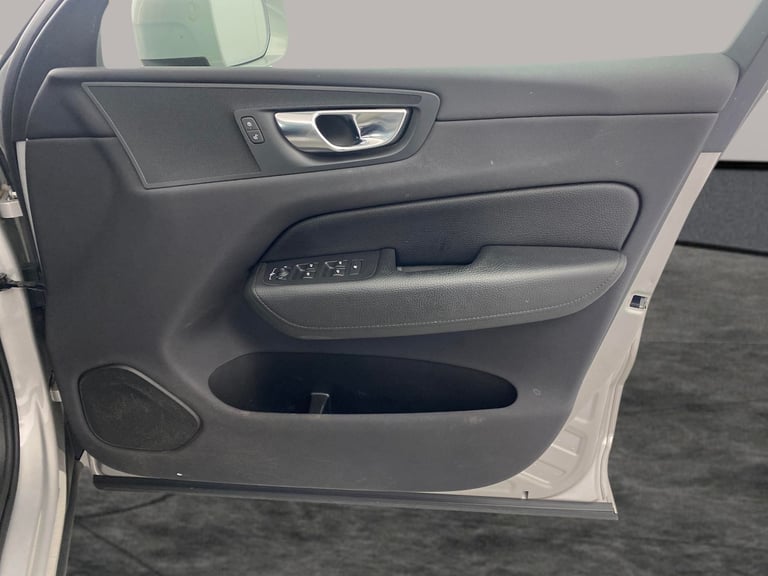 2021 Volvo XC60 2.0h T6 Recharge 11.6kWh Inscription Expression SUV 5dr Petrol Plug-in Hybr Suv P...