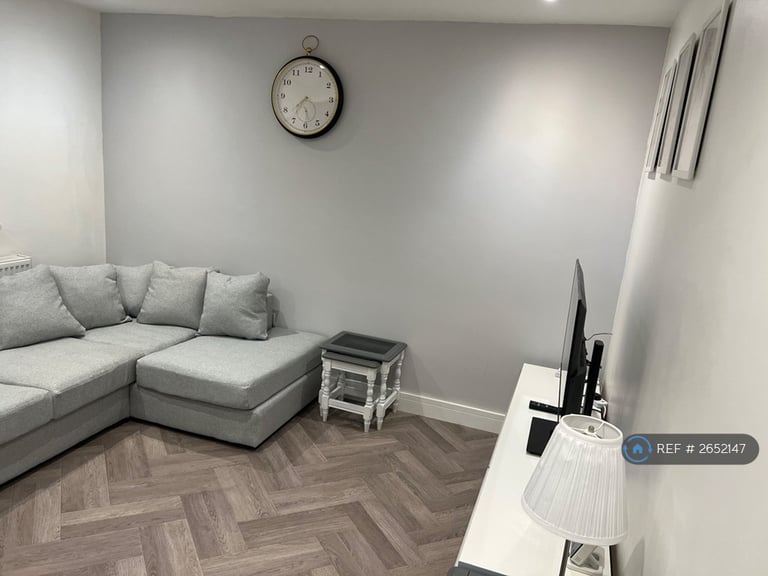 4 bedroom house in Wedgwood Road, Bath, BA2 (4 bed) (#2652147)