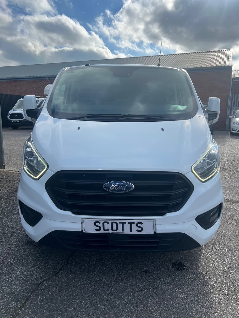 2019 Ford Transit Custom 2.0 EcoBlue 130ps D/Cab SWB Limited Van Crew Van Diesel Manual